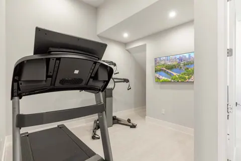The Dream Mansion · Photo 24